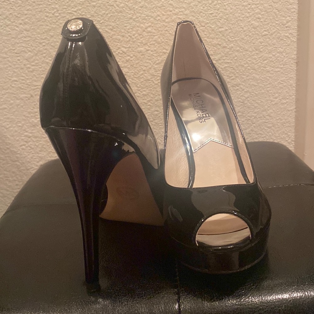 MICHAEL KORS HEELS